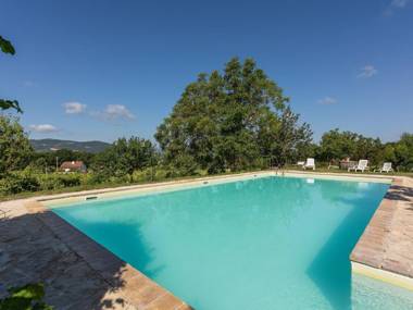 Luxurious Mansion in Umbertide with Swimming Pool