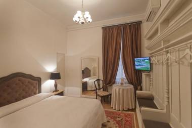 Piazza Venezia Le Camere