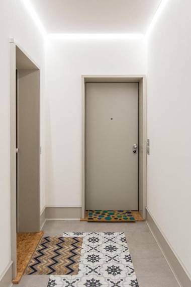 Belvedere White Flat