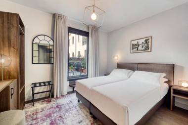 Porta Altinia Suites