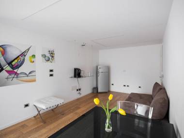 Heart of Trento Luxury House 2