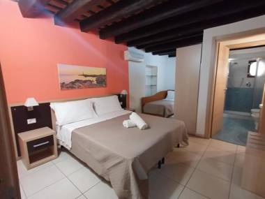 Porta delle Botteghelle