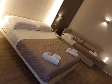 La Banchina Holiday Rooms