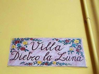 Villa Dietro la Luna