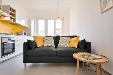 Urban House Carducci - Apartments