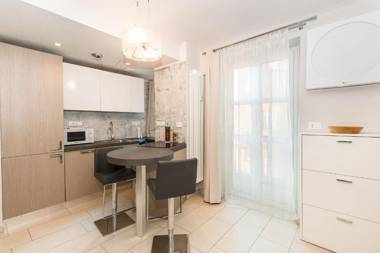 Corso Vittorio & Valentino Bright Studio