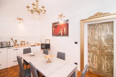 Piazza Vittorio Veneto Elegant Flat