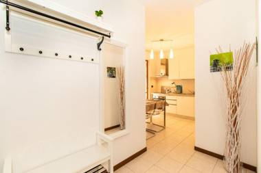 Come Casa Like Home Apartment with parking