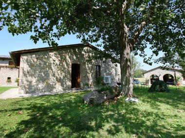 Beautiful 4-bed detached house in the middle of the estate