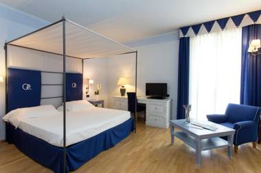 Mercure Tirrenia Green Park