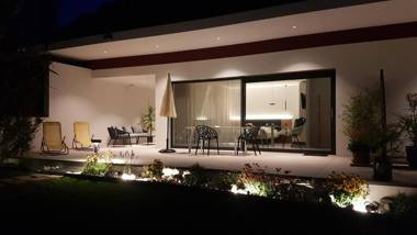 Zilli Studio Apartments