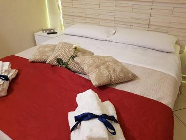 Philos - Appartements & Rooms