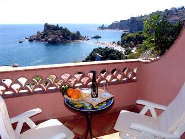 Mendolia Beach Hotel