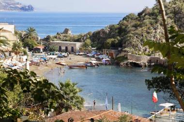 Taonasi Mazzarò Apartments