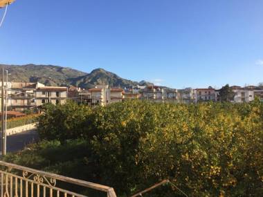 Al Chiaro Di Luna