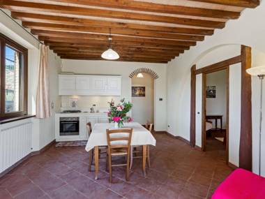 Spacious Farmhouse in Suvereto with Veranda