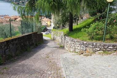 IseoLakeRental - Casa Rododendro