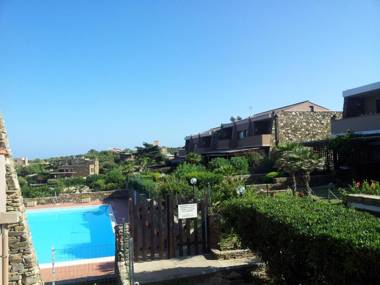 Bilocale in residence con piscina vicino alla spiaggia