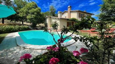 Spoleto Enchantedexc Pool Gardens villaaircon