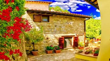 Spoleto Splashwhole Private Villagesleeps 20Discounted May June Sept Oct