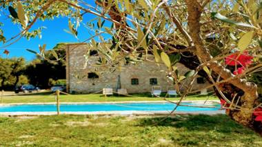 Exclusive Pool-open All Year-spoleto Biofarm-slps 8-village shops bar1 km 4