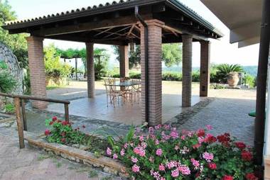 UVA e STELLE MAISON villa indipendente in collina di Sperlonga