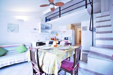 holidaycasa Macca - Confortevole e con vista mare