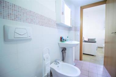 holidaycasa Sebastiano - Grazioso bilocale a 150 mt dal mare