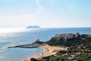 VILLA IL CORBEZZOLO tra natura e mare a 5 km da Sperlonga