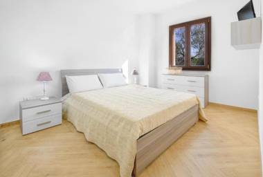 Dependance Specchia with Pool