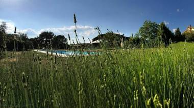 Apartment in an organic agriturismo with sheep pool quiet location