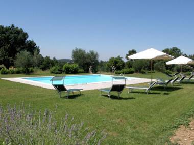 Farmhouse in Sorano with Swimming Pool Terrace Barbecue