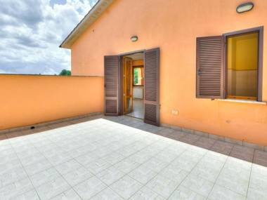 Charming Holiday Home in Sorano with Swimming Pool