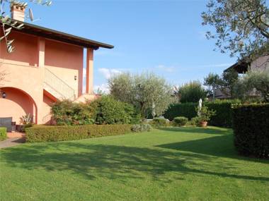 BellaSirmione Holiday Apartments