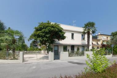 International Rooms & Apartments