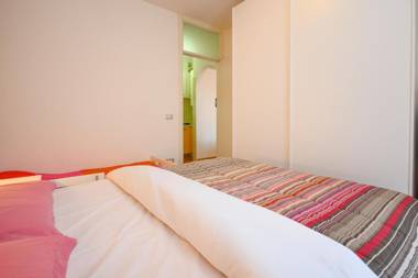 Sirmione Beach Apartment