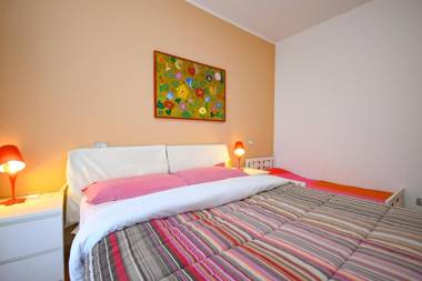 Sirmione Beach Apartment