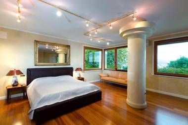 Lake Front Luxury Suites