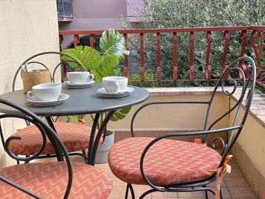 Cloistered Apartment in Sirmione near Lake