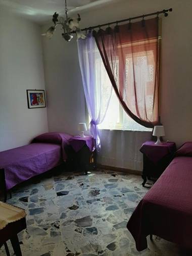 Al Moris Holiday in the city