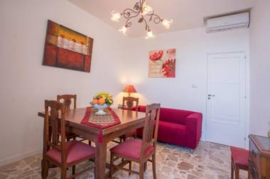 Maniace sea view apartment