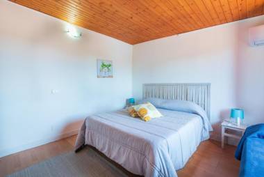 Villa piscina a due passi dal mare