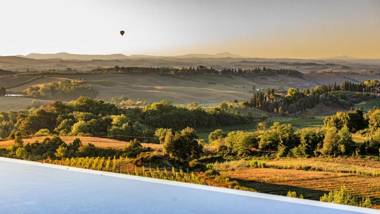 La Fonte Di Santa Regina 16