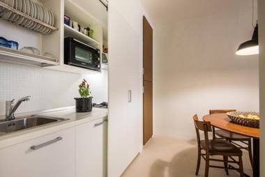 Refe Nero - Exclusive Suite