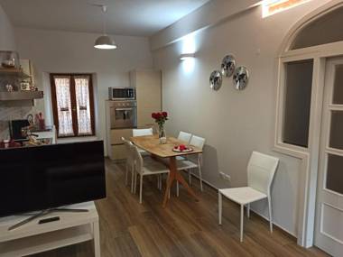 Lady Camollia Apartment