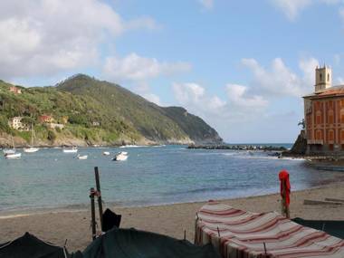 House Carruggio by Holiday World