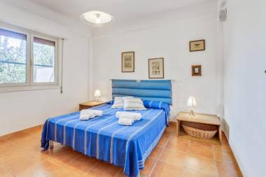 Scopello Flat with Panoramic Courtyard and Parking