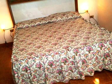 2 bedrooms house with enclosed garden and wifi at Sciacca 5 km away from the beach