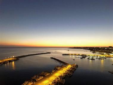 Studio 200 meters from the sea wifi self catering