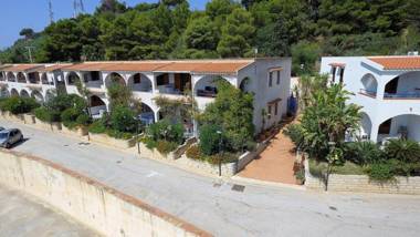 Sea Front Apartment 4 beds with balcony 250 meters from the beach